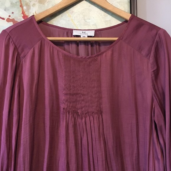 H Halston Primrose Red Pleated Pintuck Tunic Blouse - Picture 4 of 11